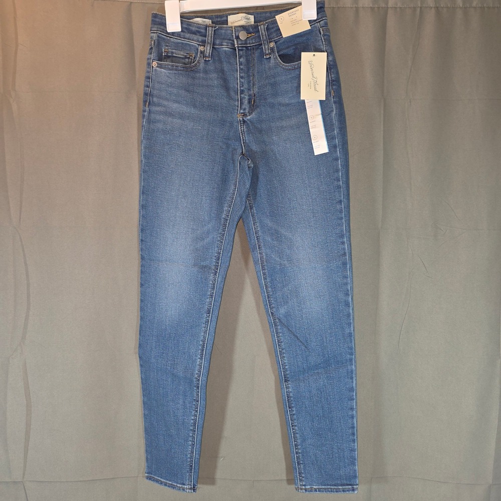 Universal Thread Everyday Skinny High Rise Jeans Medium Wash Blue Size 6 Reg